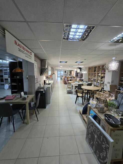 Na sprzedaż lokal usługowy o powierzchni ponad 630 m²