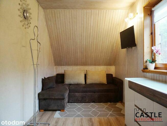 dom przy głównej drodze na plażę I Stegna I do wejścia I