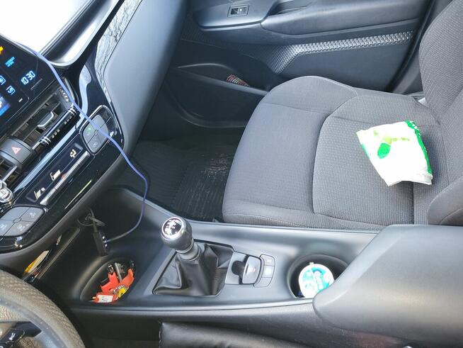 &&& Toyota Chr z małym przebiegiem &&&