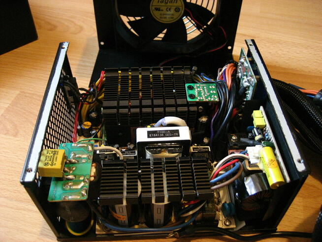 Zasilacz komputerowy TAGAN TG430-U15. Uszkodzony