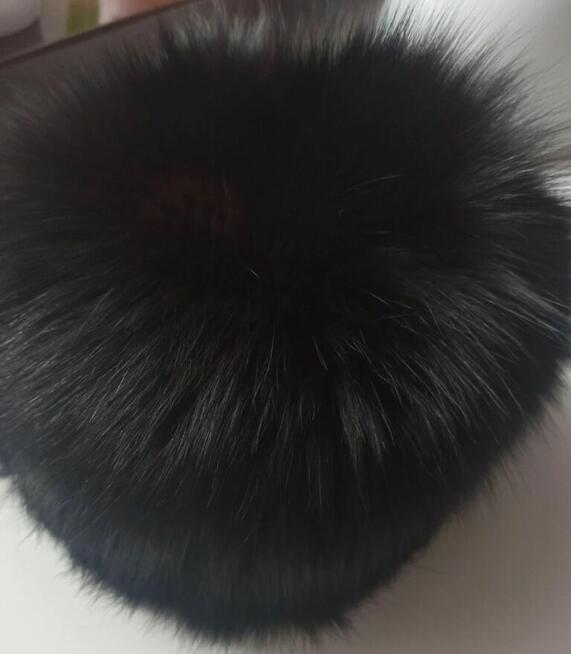 Czapka z lisa czarna-naturalne futro