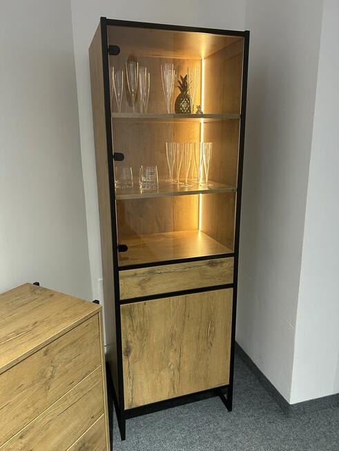 Zestaw: łóżko 160x200, 2x szafki nocne, toaletka…