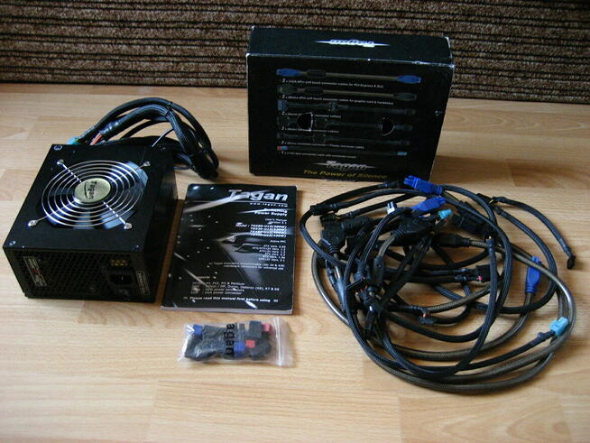 Zasilacz komputerowy TAGAN TG430-U15. Uszkodzony