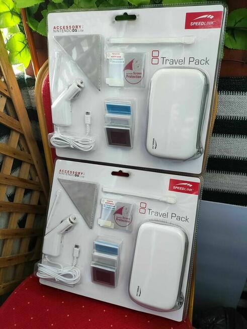 Ładowarka Etui Rysik obudowa Nintendo DS Lite