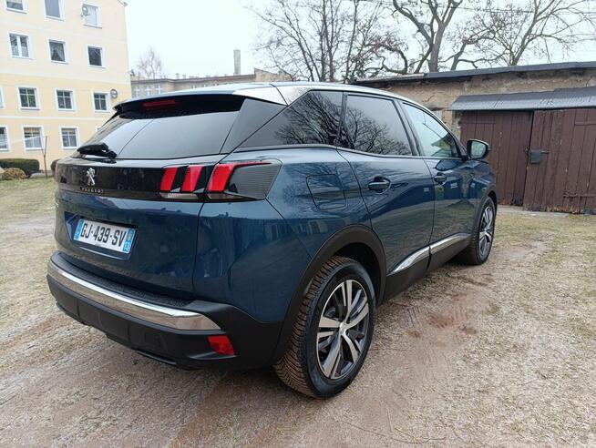 Peugeot 3008 1.5 130KM 2022r Allure Automat