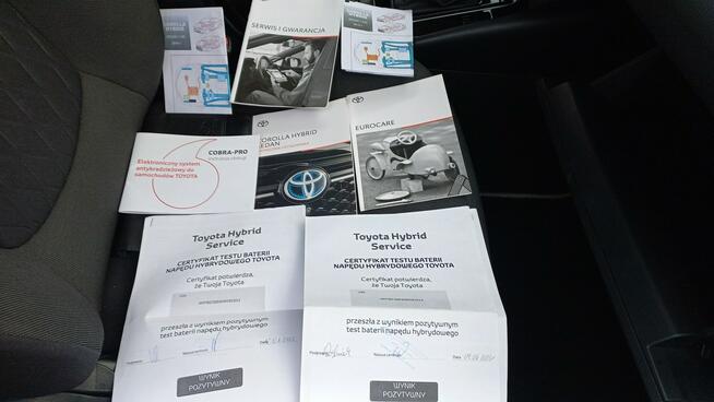 Toyota Corolla E-CVT 1.8 Hybryda Pełna historia FV23% 51 tys export Kamera cofania