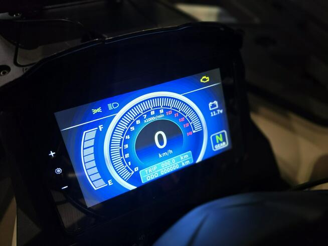 ASIX Inny ASIX CHALLENGER 250 hit na rynku HIT Nowość