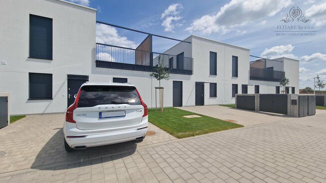 Mieszkanie Atrialne 82,49m2 +ogród 17,01m2 + taras 21,95m2 + mp/ Jagodno