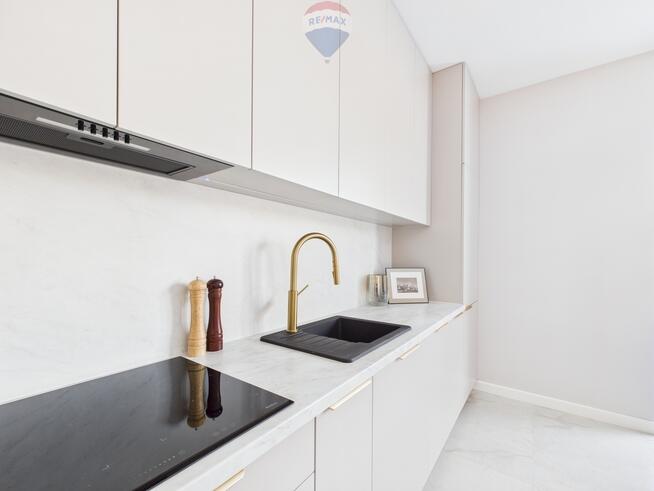 Nowe mieszkanie z prywatnym ogródkiem w Wawrze