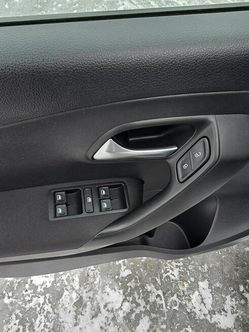 Volkswagen Polo 1,0benz Klima.Navigacja.Tempomat.Podg.Fot.El.szyby.Centralka.Serwis.