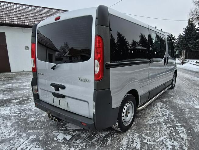 Renault Trafic 2,0dci 5 Osób.Klimatyzacja.LONG.Skóry.Serwis.Hak.Parktronic.OKAZJA