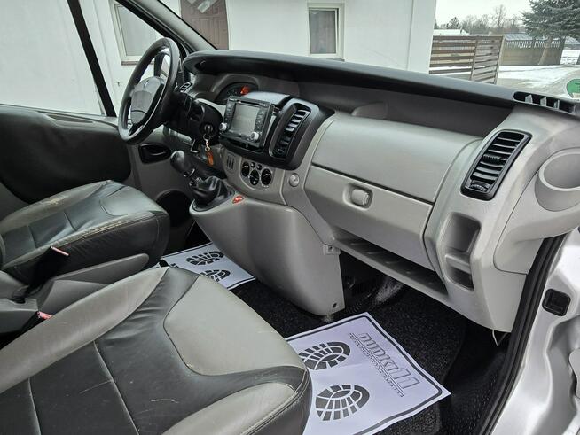 Renault Trafic 2,0dci 5 Osób.Klimatyzacja.LONG.Skóry.Serwis.Hak.Parktronic.OKAZJA