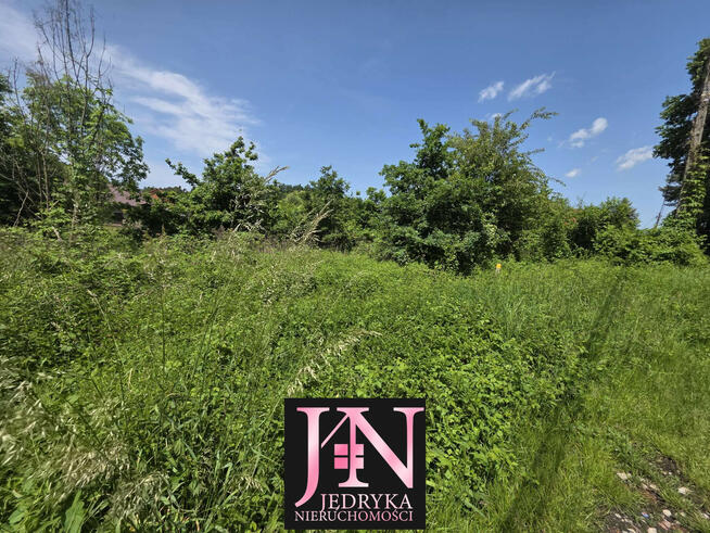 Działka Budowlana 19 ar z bezpośrednim dostępem do stawu w Baczków