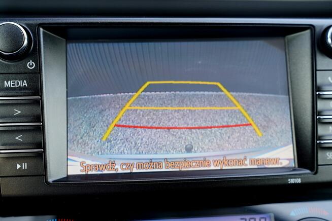 Toyota RAV-4 4x4 PODGRZEWANE FOTELE xenon LEDY kamera cofania pelna elek. zamiana