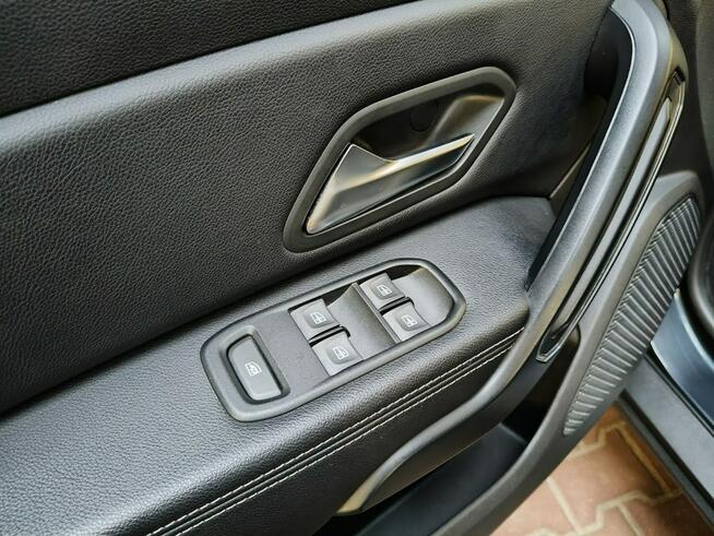 Dacia Duster 1.6 115KM Navi, Kamera, Skóra, Podgrzewane Fotele