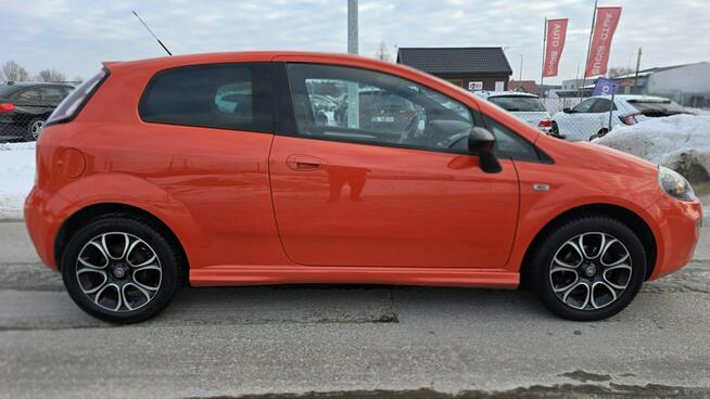 Fiat Punto 1,4 78 KM.wersja sporting. czarny sufit klima ALU 16