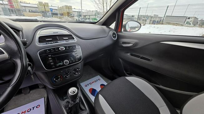 Fiat Punto 1,4 78 KM.wersja sporting. czarny sufit klima ALU 16