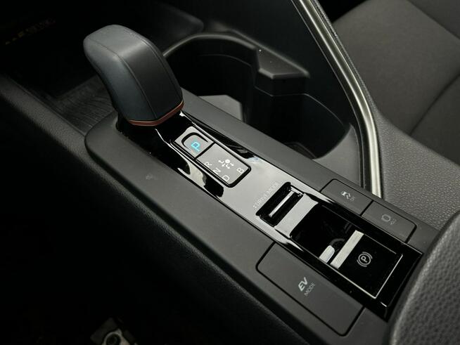 Toyota C-HR 1.8 HSD 140KM STYLE, salon Polska, gwarancja, FV23%