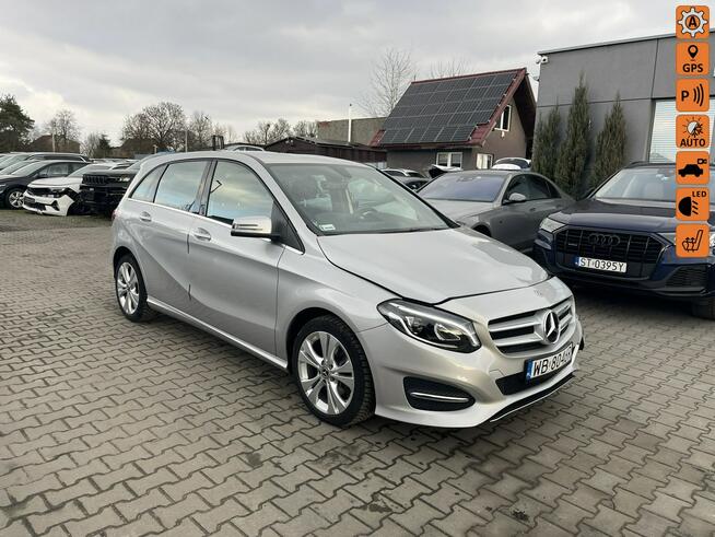 Mercedes B 200 Automat Kamera Skóra Podgrzewanie LED 156KM