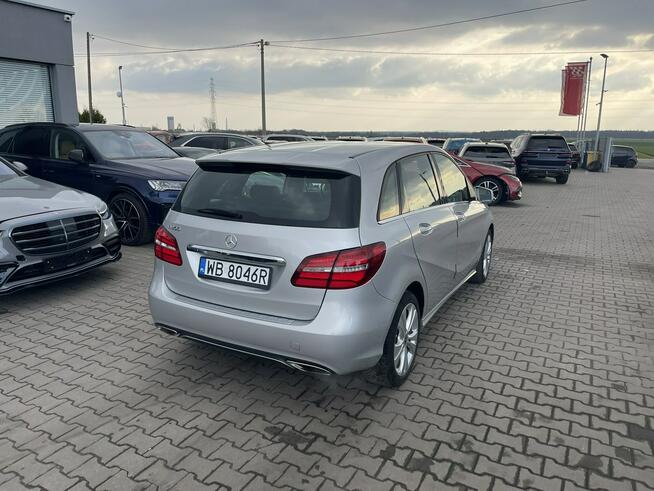 Mercedes B 200 Automat Kamera Skóra Podgrzewanie LED 156KM