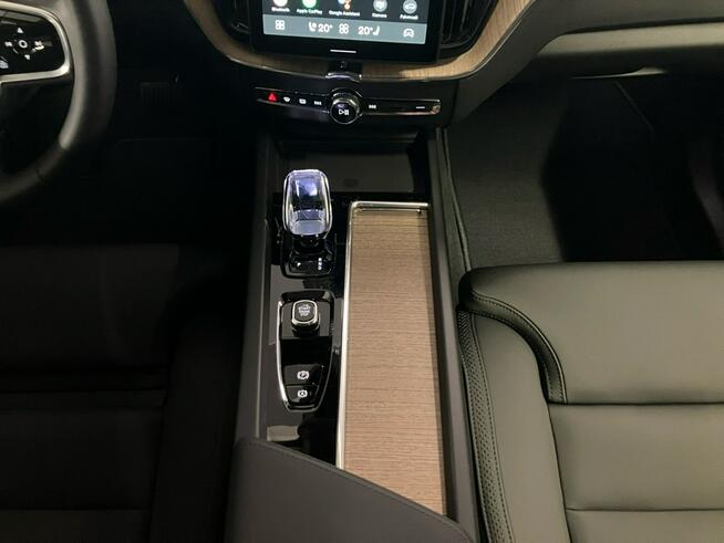 Volvo XC 60 T6 AWD Plus Bright MY 2026