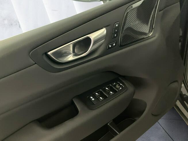 Volvo XC 60 T6 AWD Plus Bright MY 2026