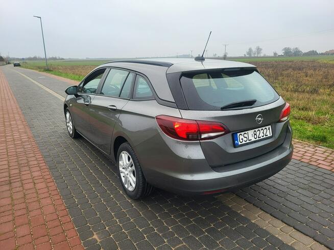 Opel Astra 122KM, mały przebieg