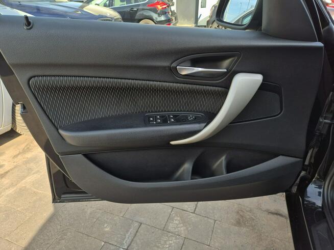 BMW 118i Advantage 135km PDC klima NAWIGACJA serwis BEZWYPADEK 2018