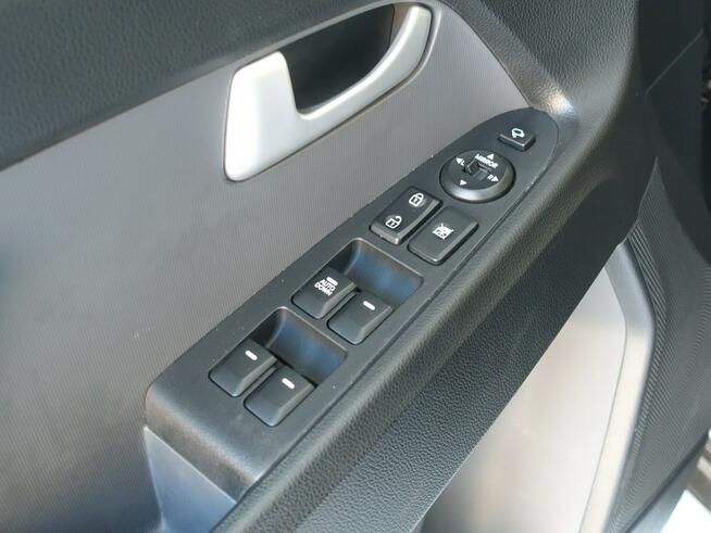 Kia Sportage 2.0 CRDI 185KM/Automat/4x4/Nawigacja/Panorama dach/Ksenony