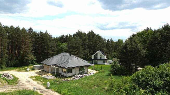 Wyjątkowy Dom Jednorodzinny w Mójczy – Bezpośrednio nad Rzeką Lubrzanką!