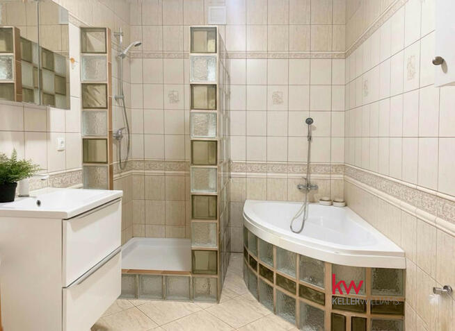 Dom Gębice gm. Mogilno, Św. Ducha