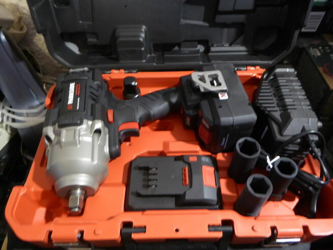 Nieużywany klucz udarowy do kół PARKSIDE PERFORMANCE 1898 Nm