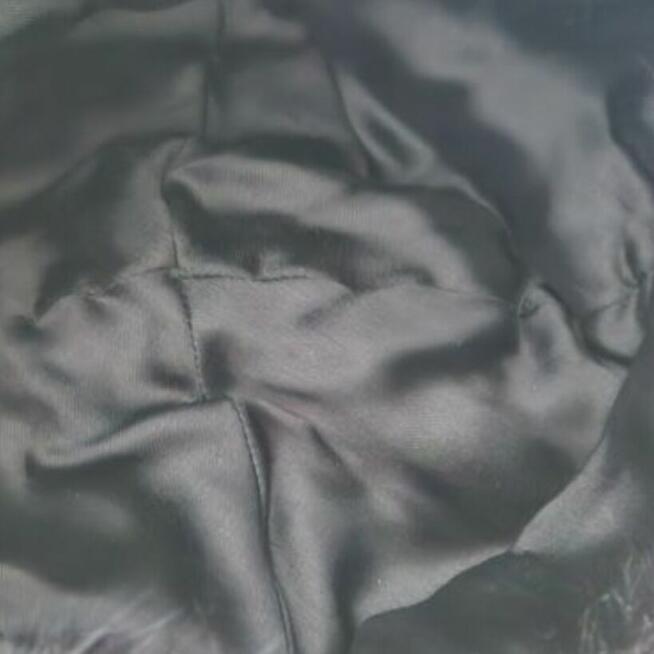 Czapka z lisa czarna-naturalne futro