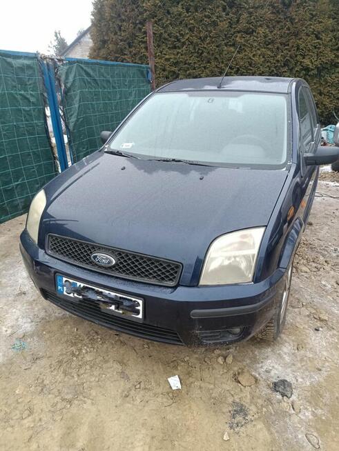 Ford Fusion 1,4 benzyna