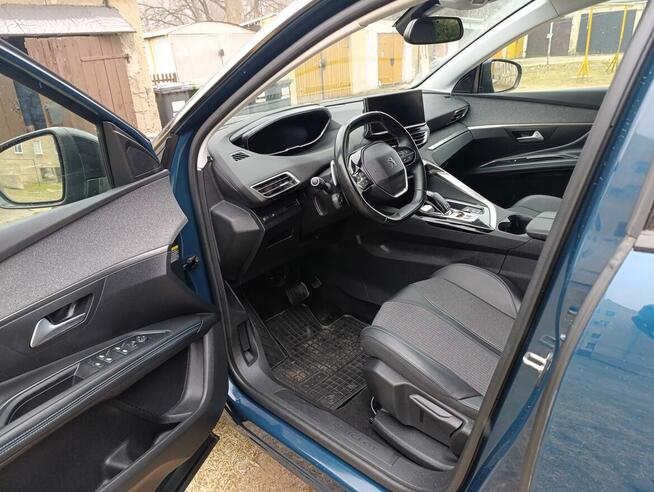 Peugeot 3008 1.5 130KM 2022r Allure Automat