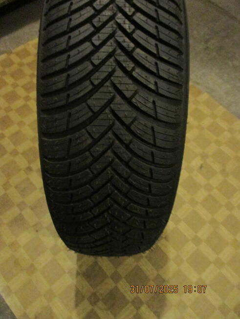 Dwie opony zimowe Kleber 195x656x15 z 2021r