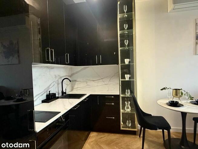 Luksusowy apartament Chronos Wola | 36 m² | Wysoki standard