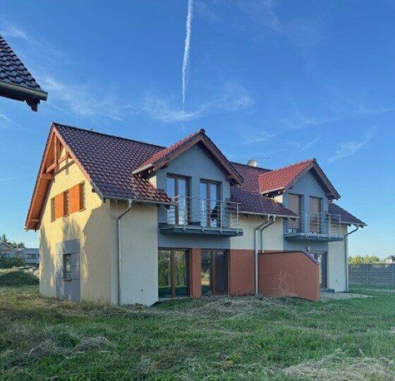 Nowy dom z garażem w Kościanie