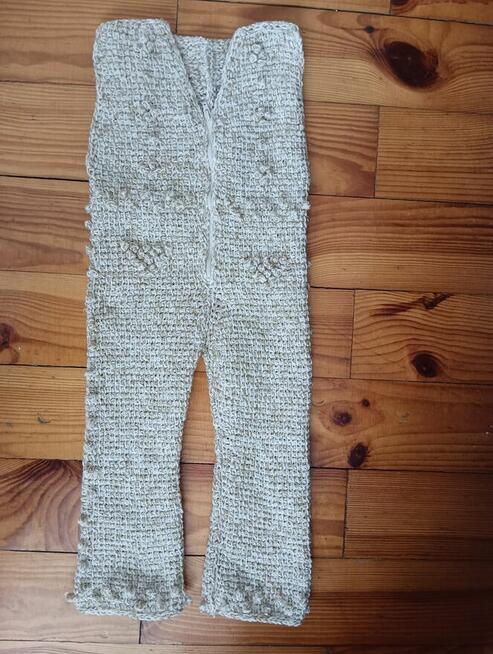 Ubranka z włóczki ręcznie robione