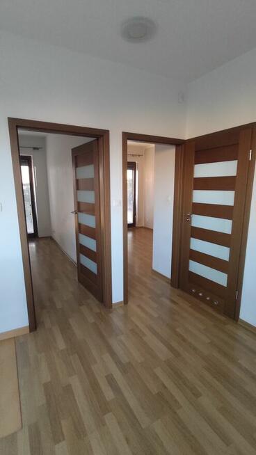 4 pokojowy apartament z garażem oraz widokiem na las