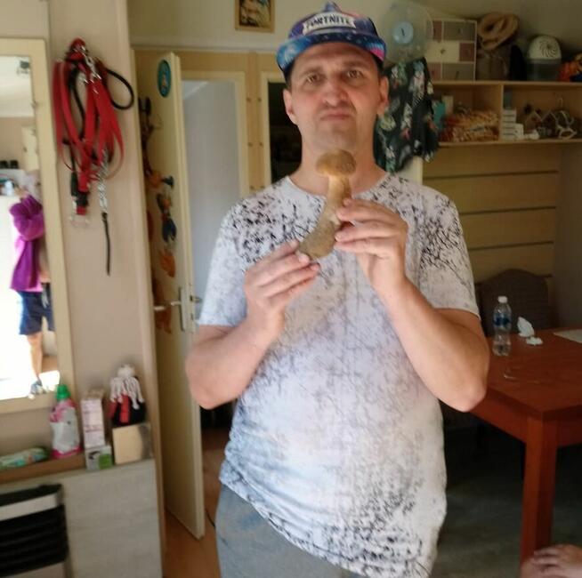 Szukam kobiety do stałego związku normalnej i kochającej