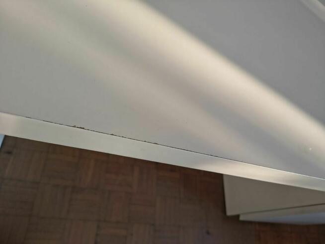 Biurko białe matowe Ikea