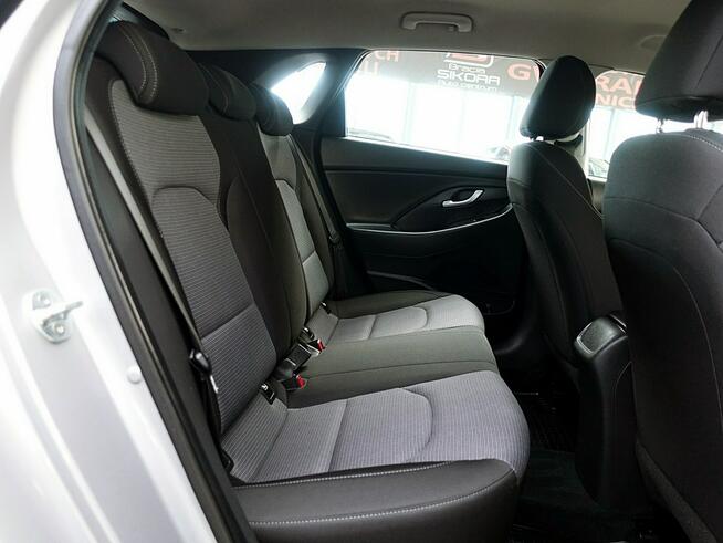 Hyundai i30 1,5 16V Led+TEMPOMAT GWARANCJA 1WŁ Kraj Bezwypadkowy Serwisowany F23%