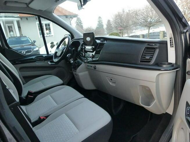 Ford Tourneo Custom 2,0 Tdci Long L2H1 Tourneo 9-osobowy