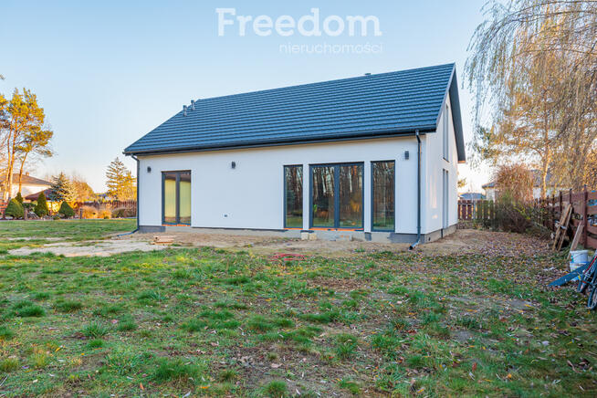 Funkcjonalny, piękny, nowy dom w Osowcu