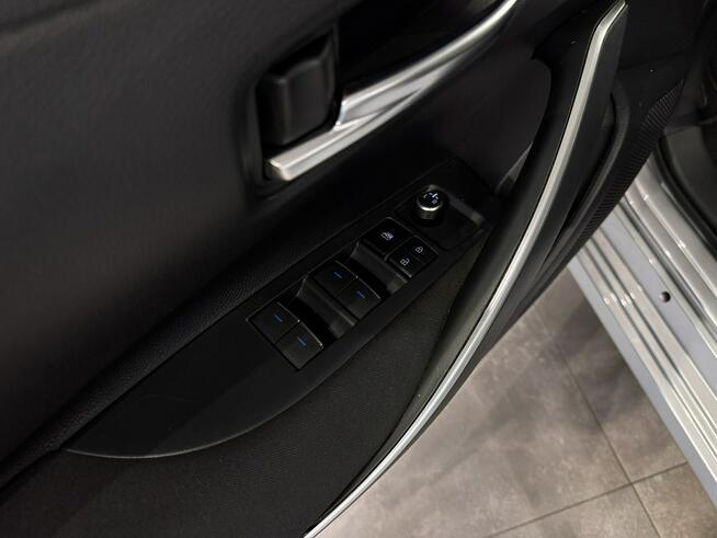 Toyota Corolla VAT 23% Comfort 1.5VVT-i 125KM M6 2022/2023 r., salon PL, I właściciel