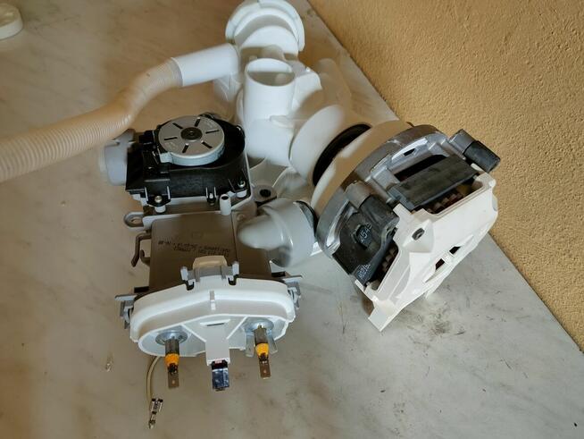 Podzespołu ze zmywarki Bosch SPV46FX00E