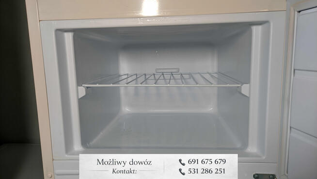 Lodówka w stylu retro Telefunken - pojemność 212 litrów