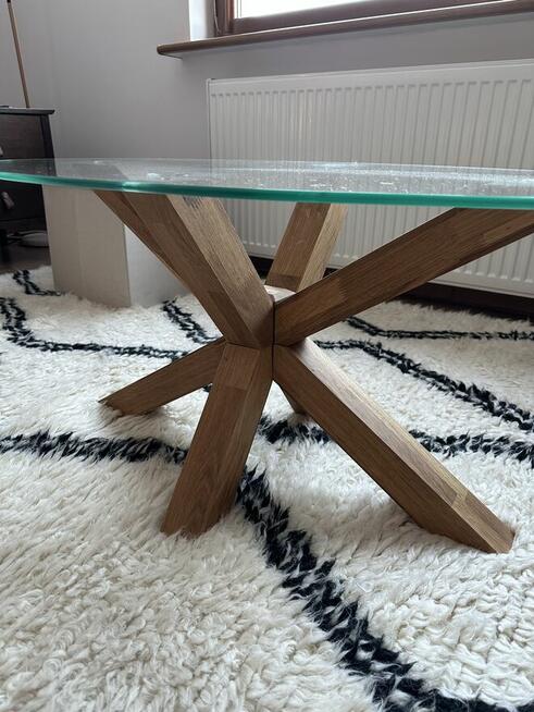 Sprzedam stol do jadalni plus 6 krzesel i stolik kawowy