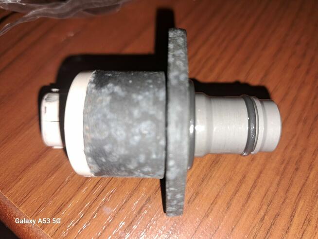 Regulator ciśnienia paliwa comonrail.